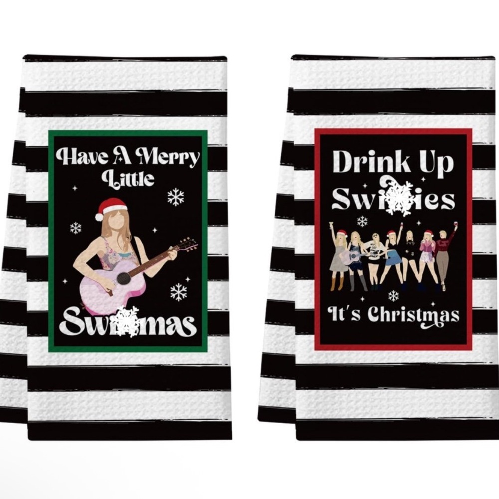 NWT Set of‎ 2 Swiftie Christmas Themed Chevron Kitchen Towels